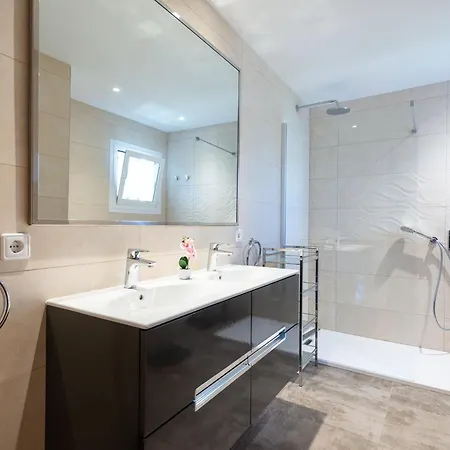 Villa Can Llorens - Villa With Private Pool Free Wifi *